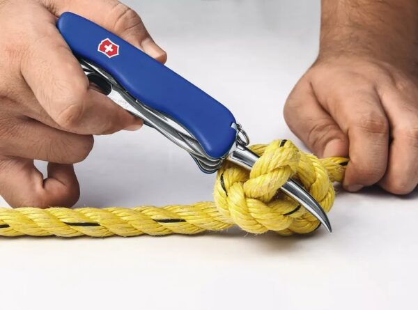 Victorinox Skipper Pro Blue 0.8503.2MW The essential nautical tool! - Image 5