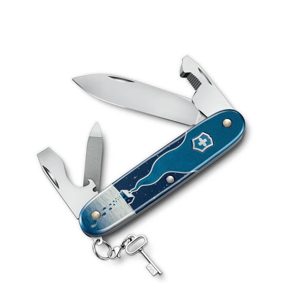 Victorinox 0.8211.22E1 Synergy Alox 93 mm Pocket Knife Winter Magic Edition 2026 - Image 2